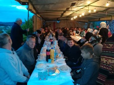 Iftar za 300 džematlija