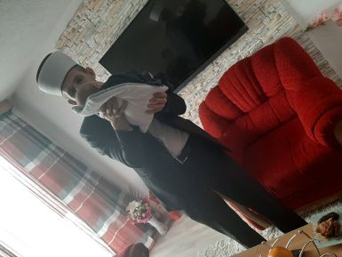 JUSIĆI:Nadijevanje imena i akika-kurban:Mustafić Eman