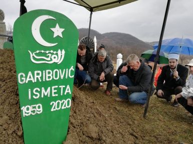 Mahmutovići-Dženaza:Garibović Ismeta (1959-2020)