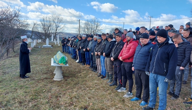 Mahmutovići-Dženaza: Mahmutović Juso- Ismet (1949-2022)