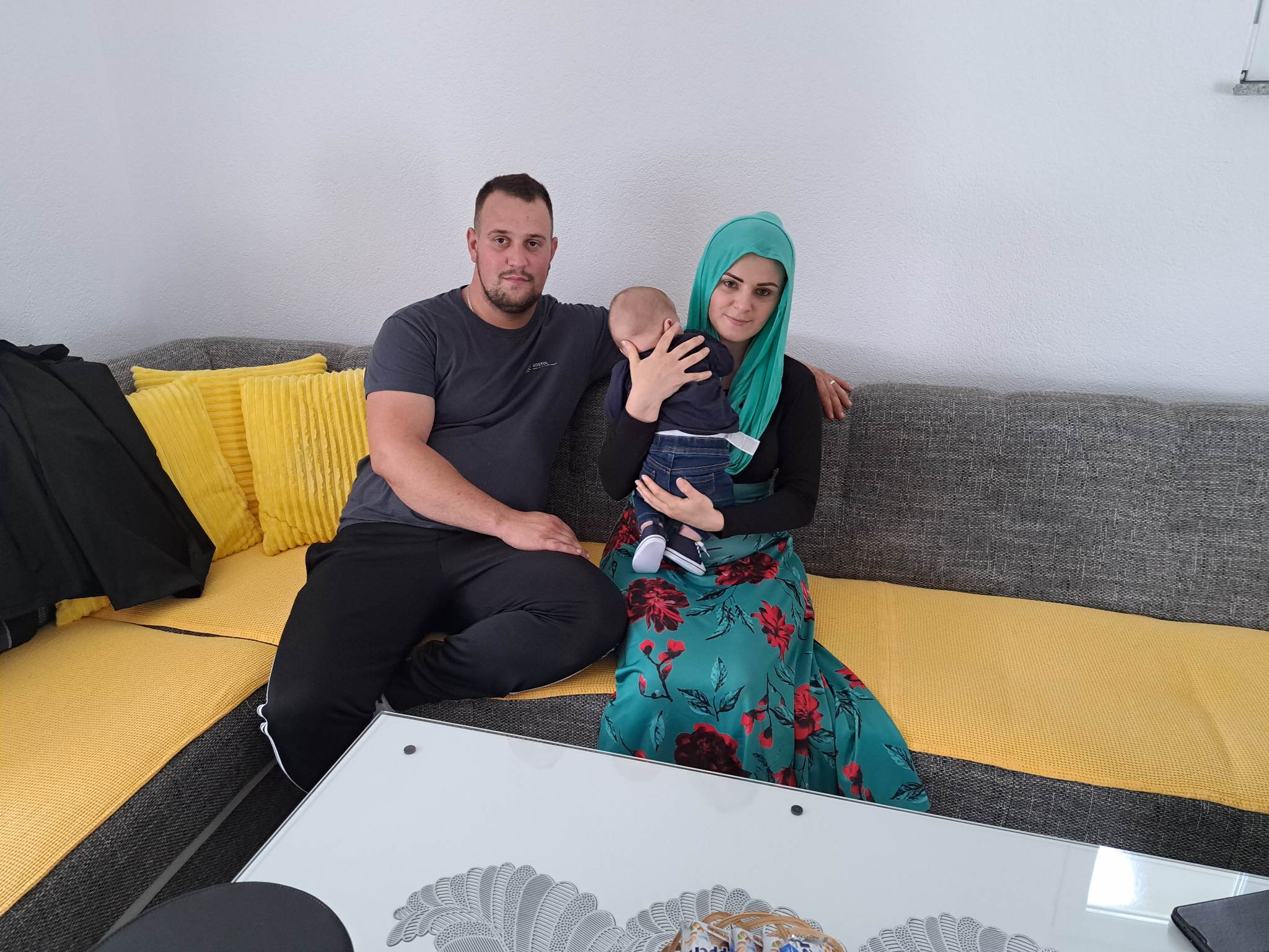 JUSIĆI:Nadijevanje imena i akika-kurban: Islamović Melih