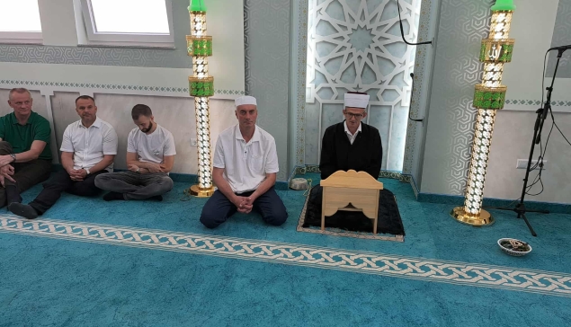 Jusići-Ikrar dova: Islamović Selvir